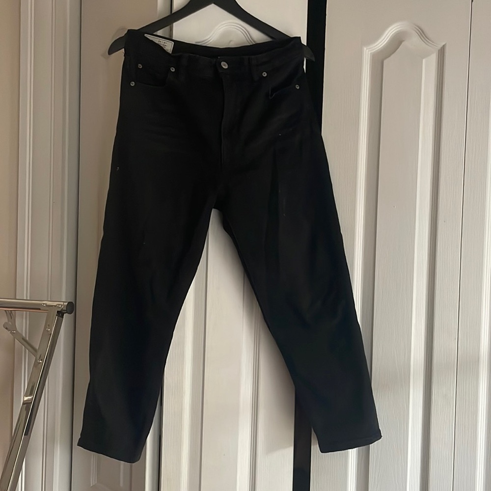 Gap High Rise Mom Jean, size 29